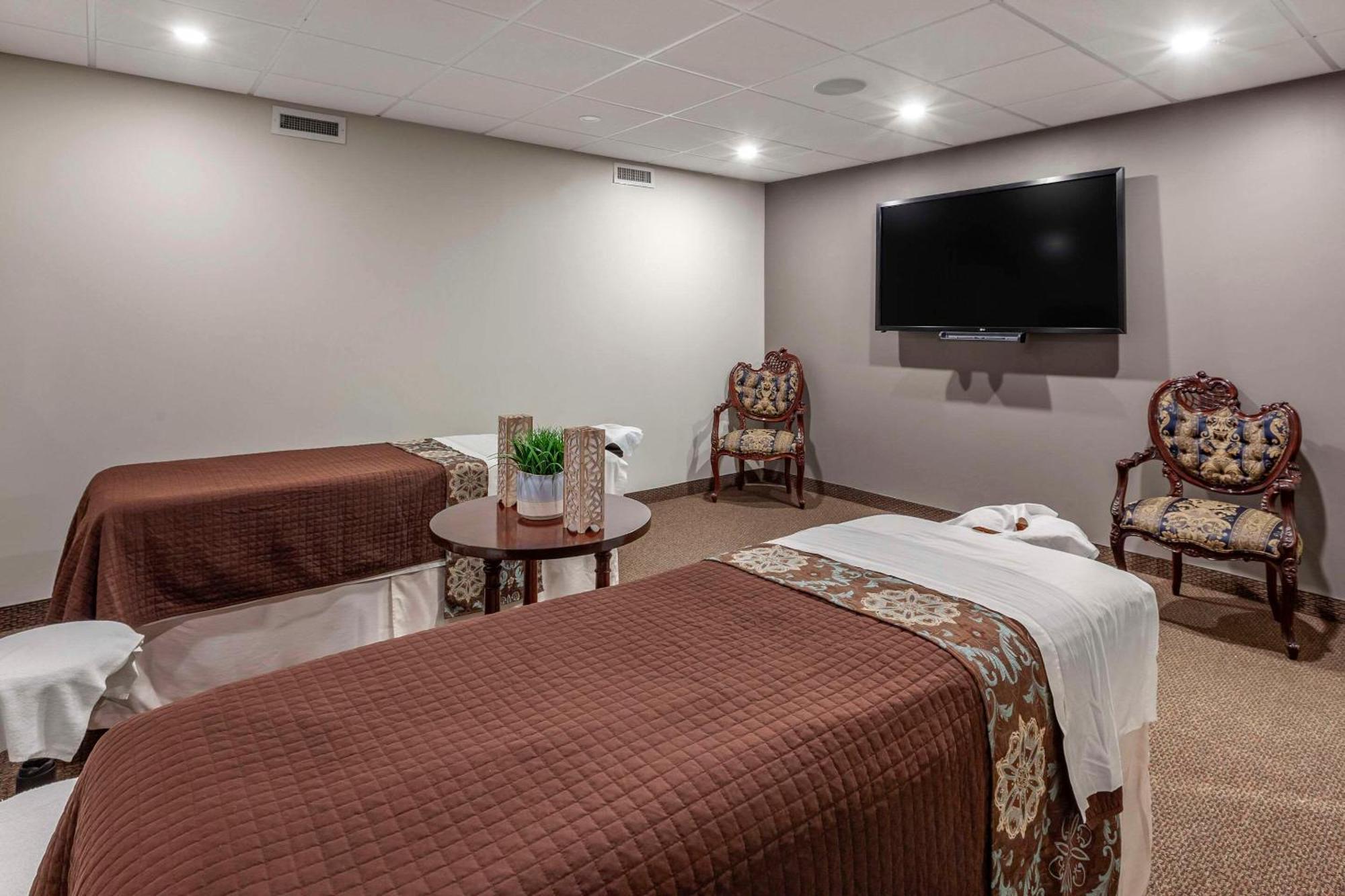 The Parlour Inn Ascend Hotel Collection Stratford Exterior photo